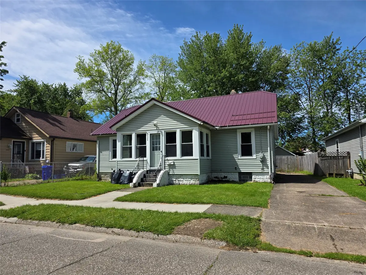 2328 Camphausen Avenue, Erie, PA 16510 - #1