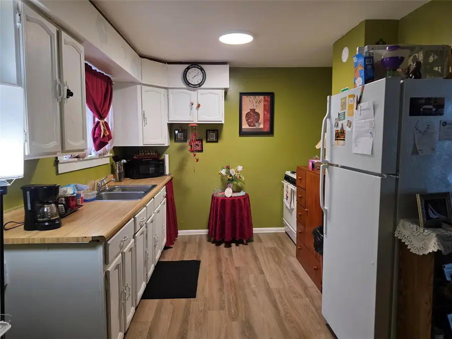 2204 Plum Street, Erie, PA 16502 - #3