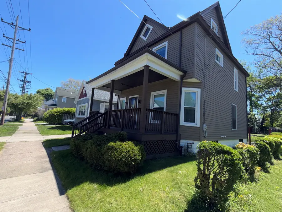 317 W 2nd Street, Erie, PA 16507 - #2