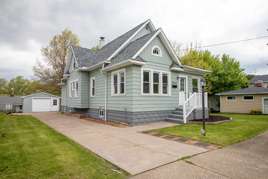 846 E 33rd Street, Erie, PA 16504 - #2