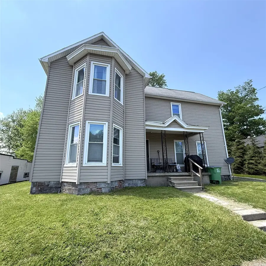116 S Pymatuning Street S, Linesville, PA 16424 - #3