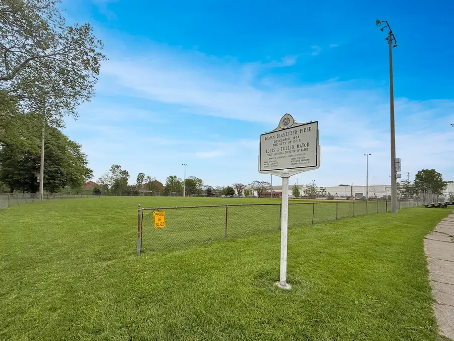 1310 Wayne Street, Erie, PA 16503 - #2