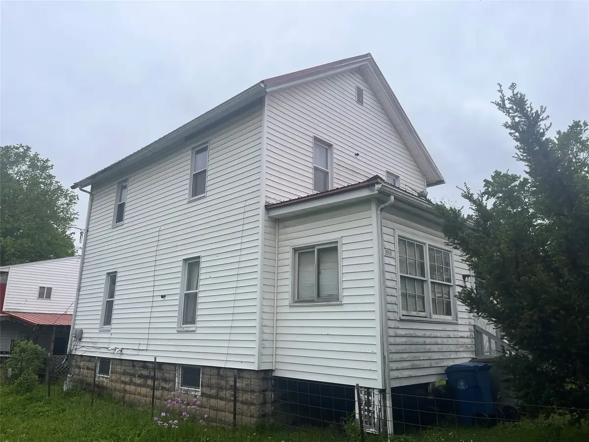 354 Pine Street, Meadville, PA 16335 - #1