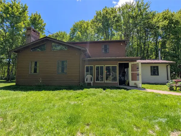 6233 Us Highway 322 Highway, Hartstown, PA 16131