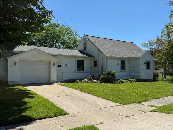 18 West Street, North East, PA 16428