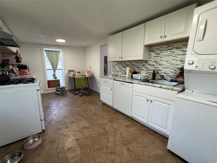 2206 Cherry Street, Erie, PA 16502 - #2