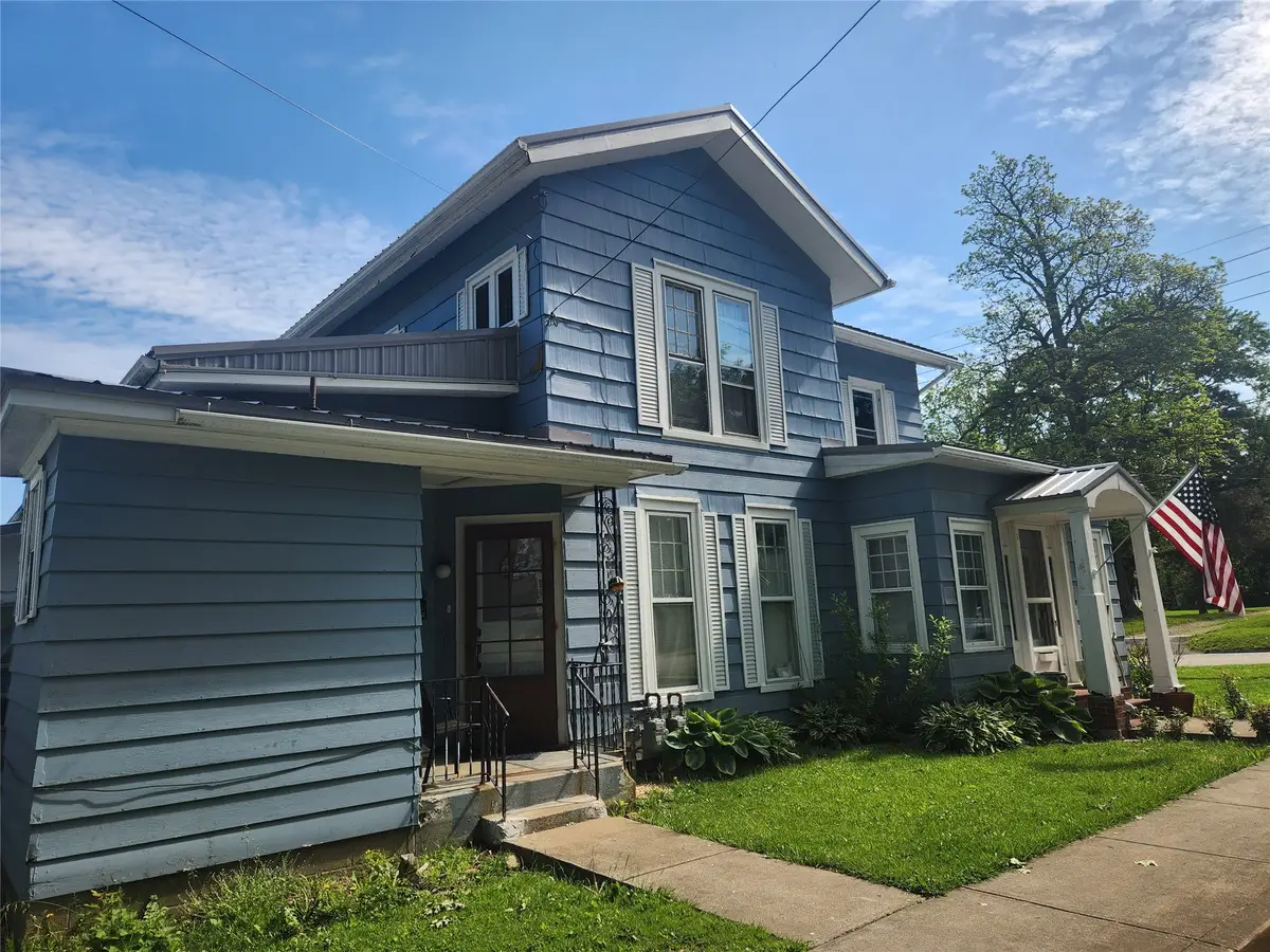 5 W Pearl Street, Albion, PA 16401 - #1