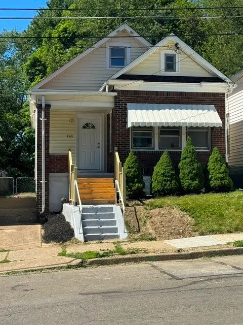 242 E 32 Street, Erie, PA 16504 - #1