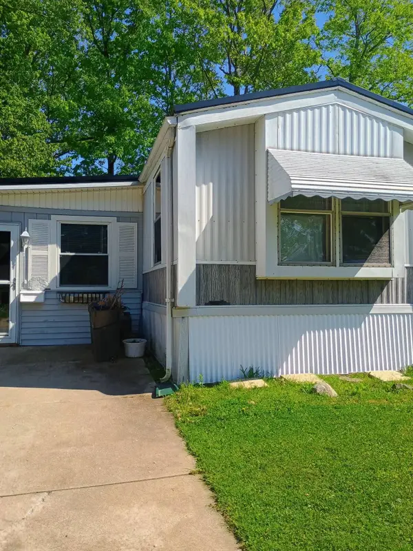 1637 Glenhaven Lane, Erie, PA 16509