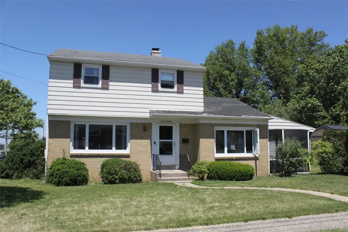 716 W 40th Street, Erie, PA 16509 - #1