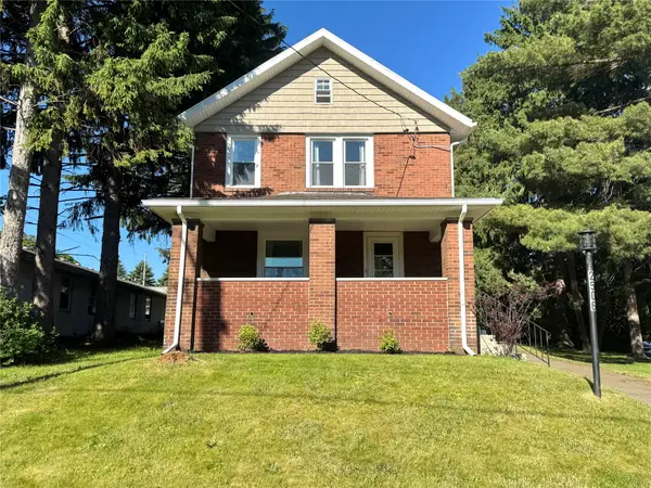 2506 Loveland Avenue, Millcreek, PA 16506