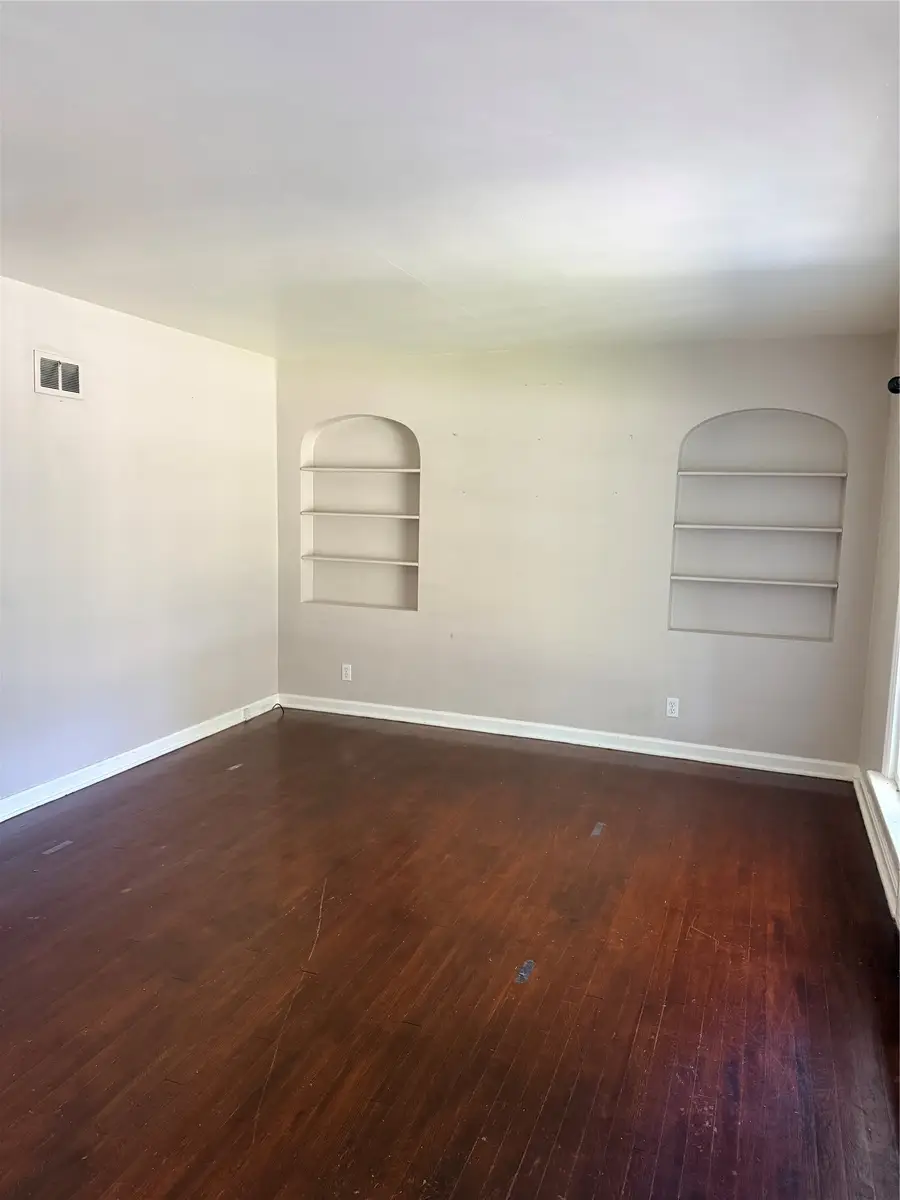 1050 Alcoma Street, Sharon, PA 16146 - #3