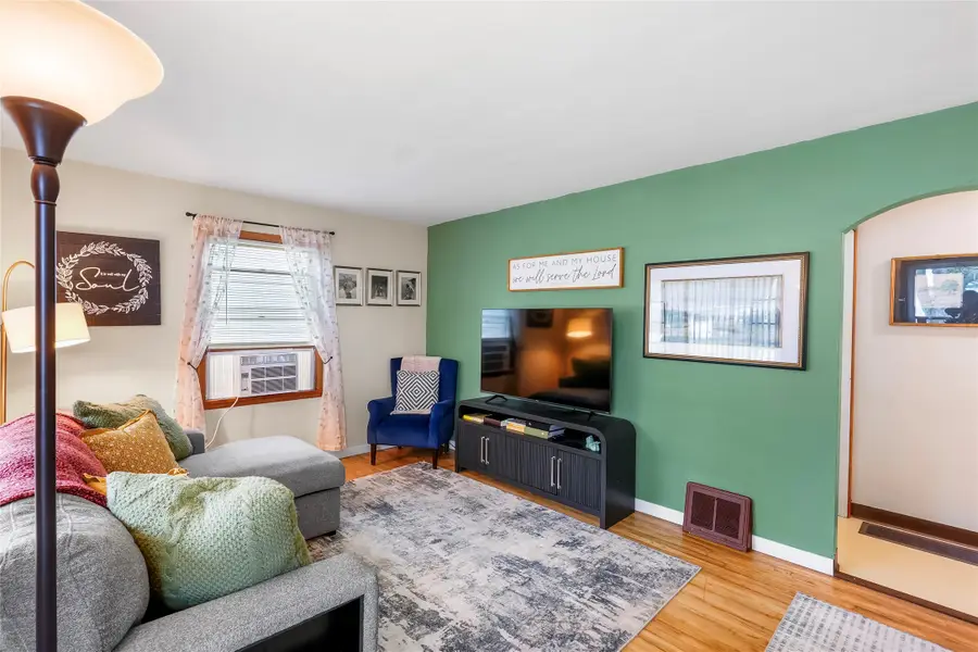 3708 Oakwood Street, Erie, PA 16508 - #2