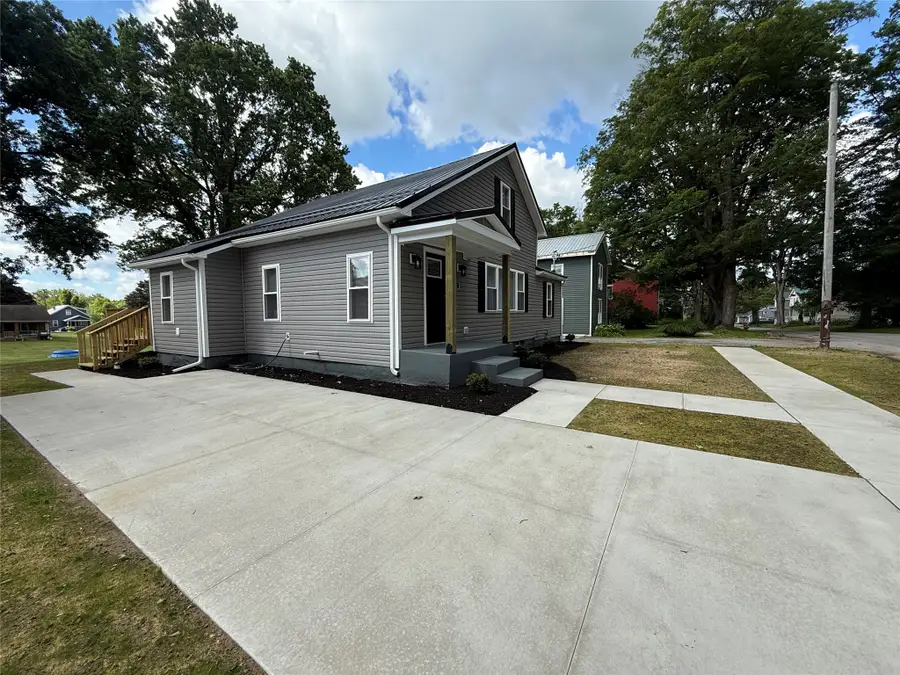 121 W 2nd Street, Waterford, PA 16441 - #3