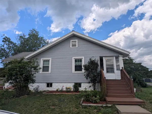 195 S 7th Street, Conneaut Lake, PA 16316
