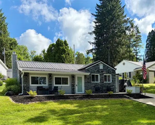 11798 Oakmere Place, Conneaut Lake, PA 16316