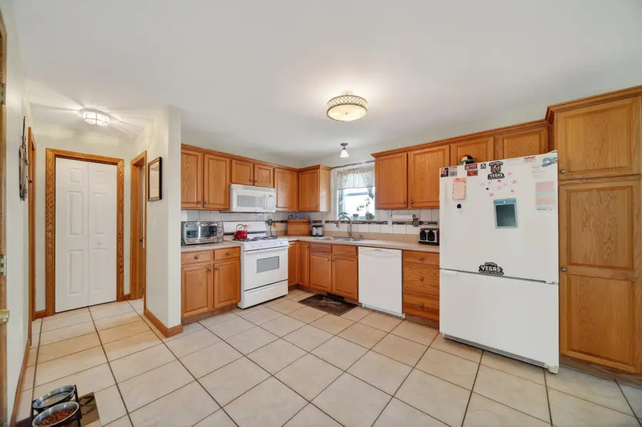 8722 Valley View Circle, Erie, PA 16509 - #3