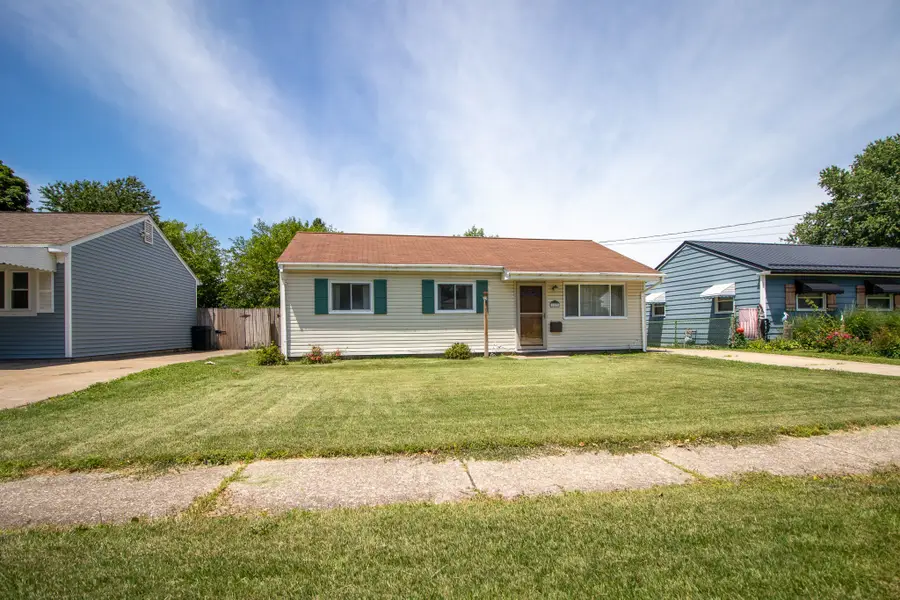 1852 W 23rd Street, Erie, PA 16502 - #2
