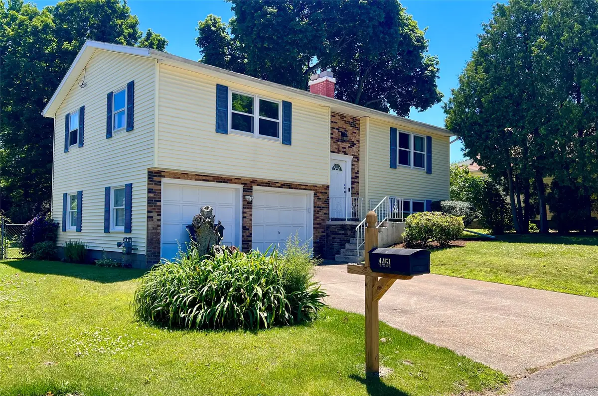 4451 W 28th Street, Erie, PA 16506 - #1