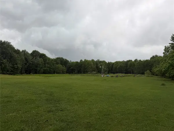 18321 Conneautville Road, Conneautville, PA 16406