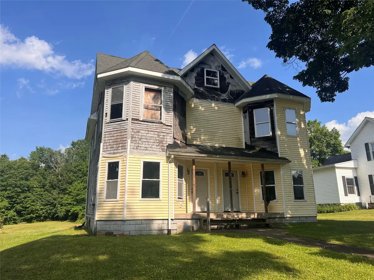 223-225 Thomas Street, Cambridge Springs, PA 16403 - #1