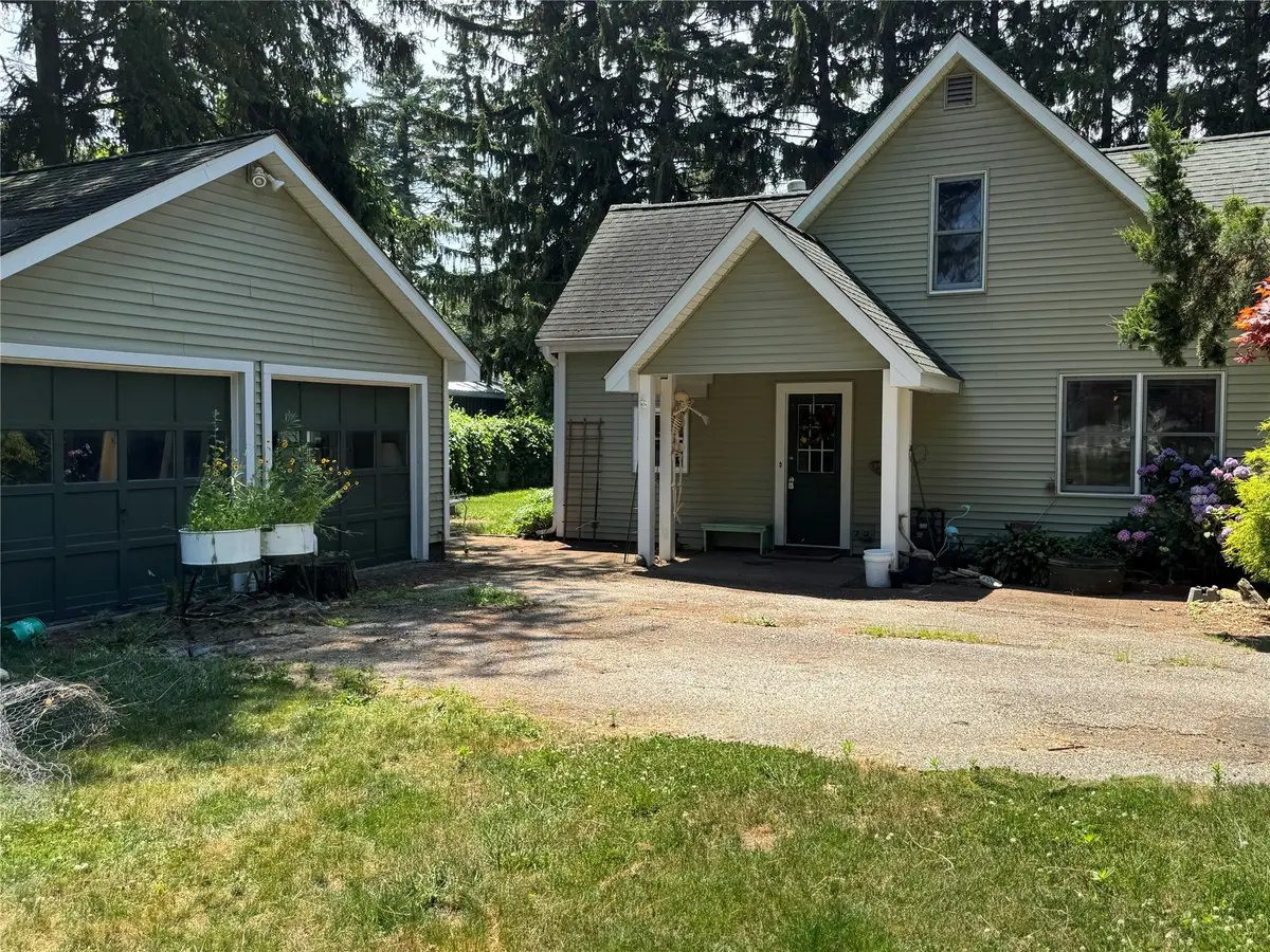 5515 Edward Street, Millcreek, PA 16505 - #1
