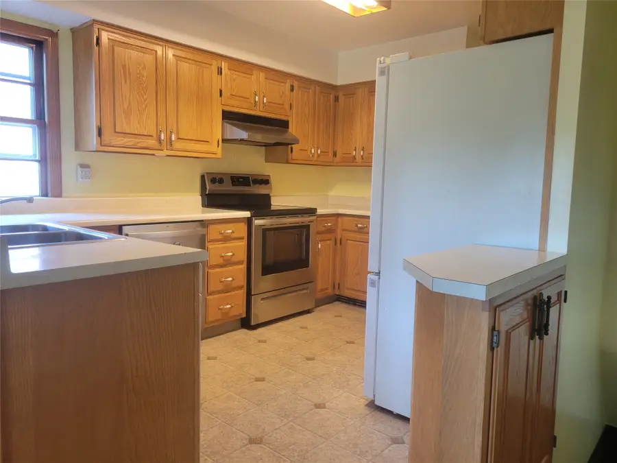 3324 Pacific Avenue, Erie, PA 16506 - #3