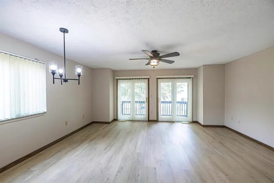 526 Montroyale Drive, Erie, PA 16504 - #2