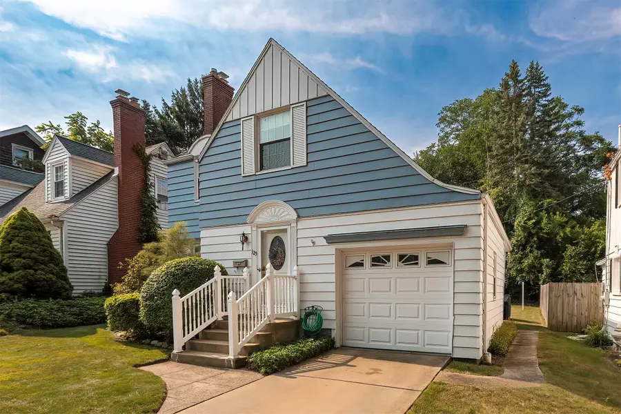 125 E 37th Street, Erie, PA 16504 - #2