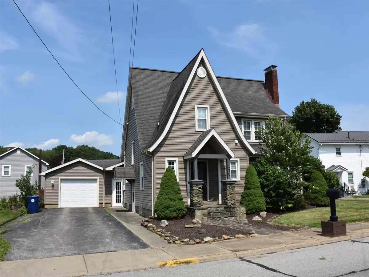 140 N Franklin Street, Cochranton, PA 16314 - #1