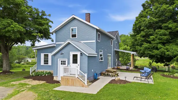 11447 Route 97 N, Waterford, PA 16441