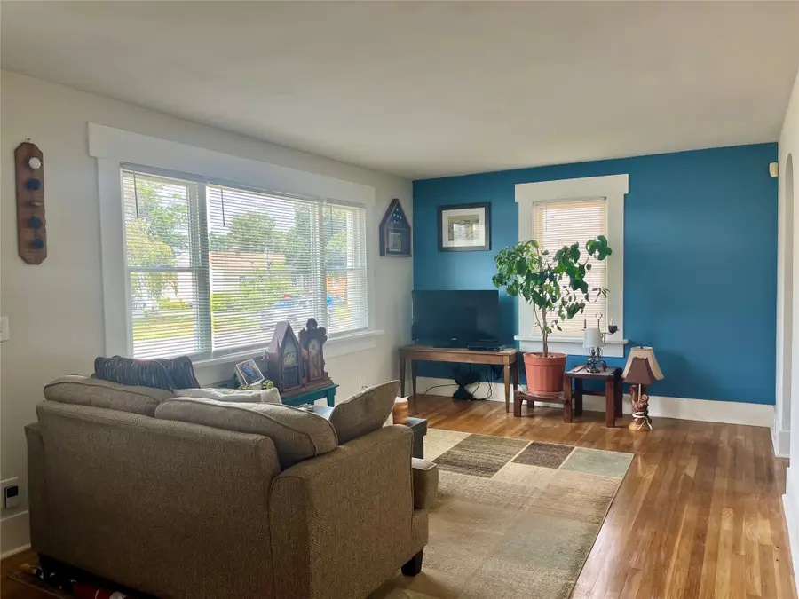 1139 W 39th Street, Erie, PA 16509 - #3
