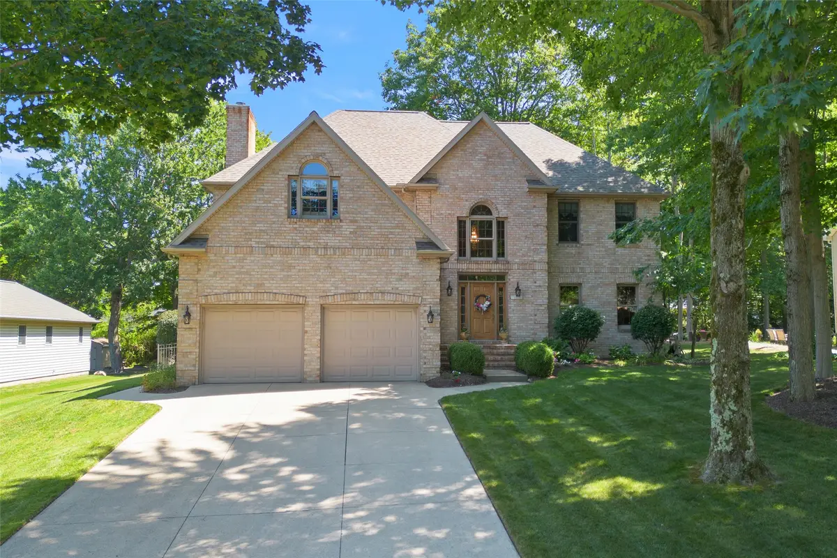 5913 Beacon Hill Lane, Erie, PA 16509 - #1
