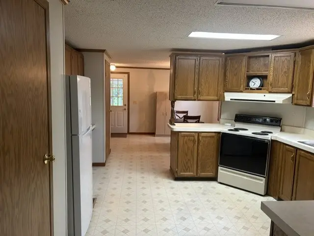 2718 W Park Lane, Erie, PA 16506 - #3