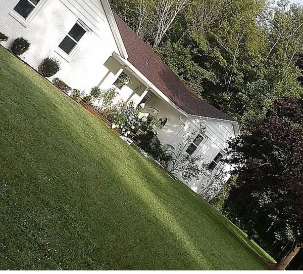 9758 Peach Street, Waterford, PA 16441