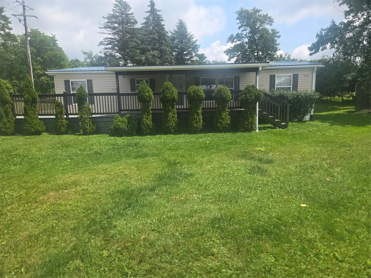 308 E State Street, Pleasantville, PA 16431 - #1