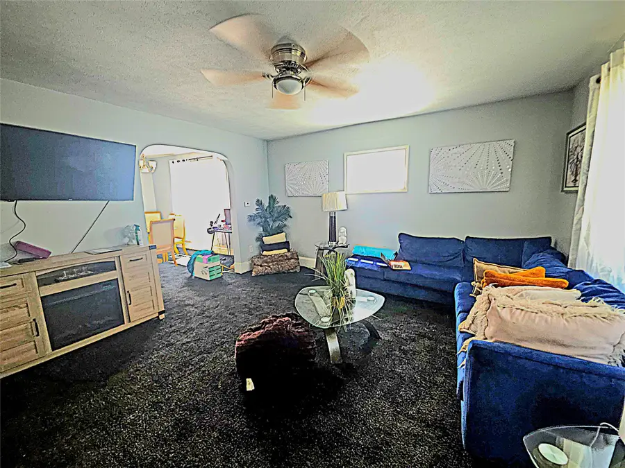 1009 E 4th Street, Erie, PA 16507 - #3