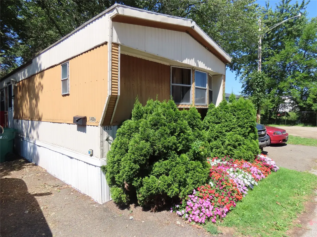 1406 Wana Drive, Erie, PA 16505 - #1