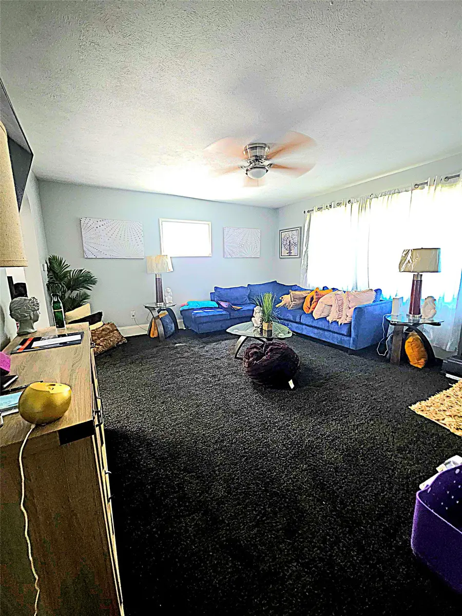 1009 E 4th Street, Erie, PA 16507 - #2