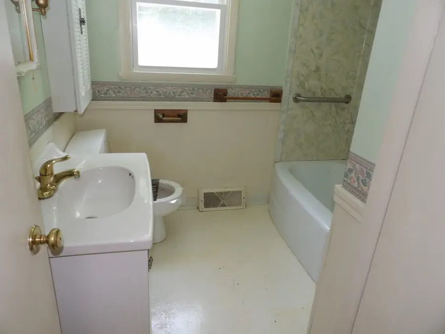 691 Eldred Street, Erie, PA 16511 - #3