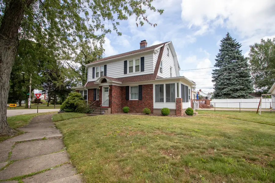 137 W 34th Street, Erie, PA 16508 - #2