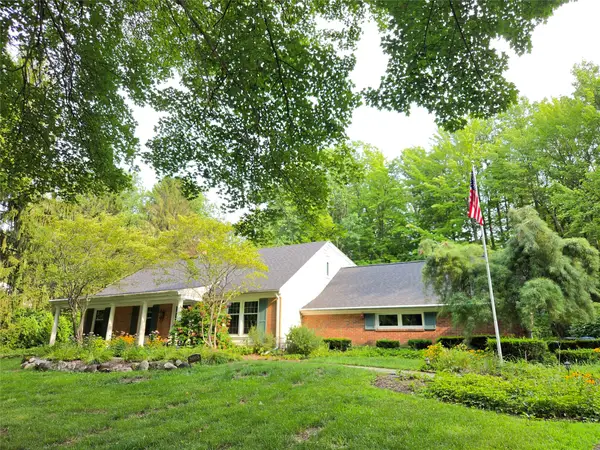 5665 Winthrop Drive, Fairview, PA 16506