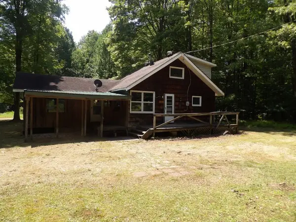 8741 Agnew Road, Linesville, PA 16424