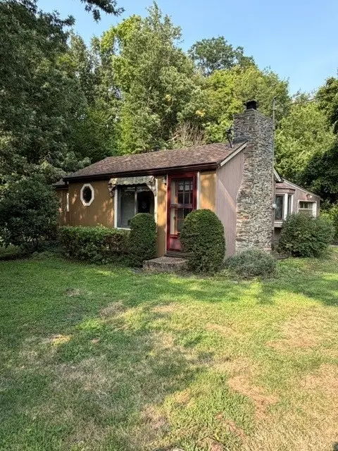 3844 Hamilton Road, Erie, PA 16510