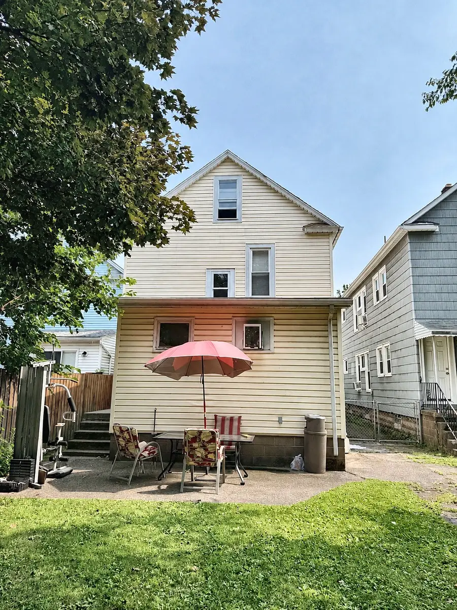 1042 W 31st Street, Erie, PA 16508 - #2