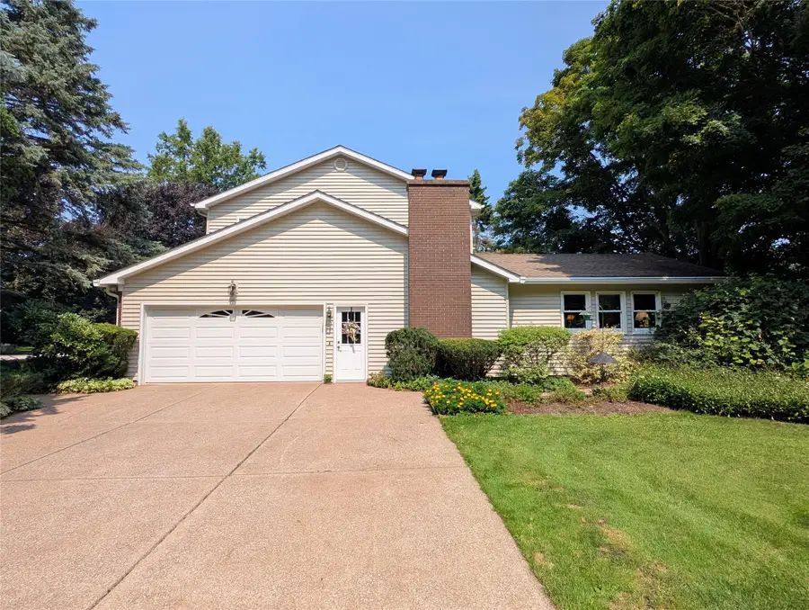 815 Elizabeth Lane, Erie, PA 16505 - #2