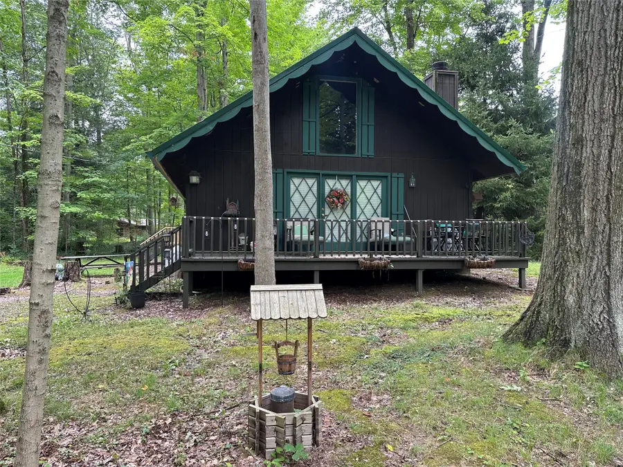 2742 Rockwell Drive, Linesville, PA 16424 - #3
