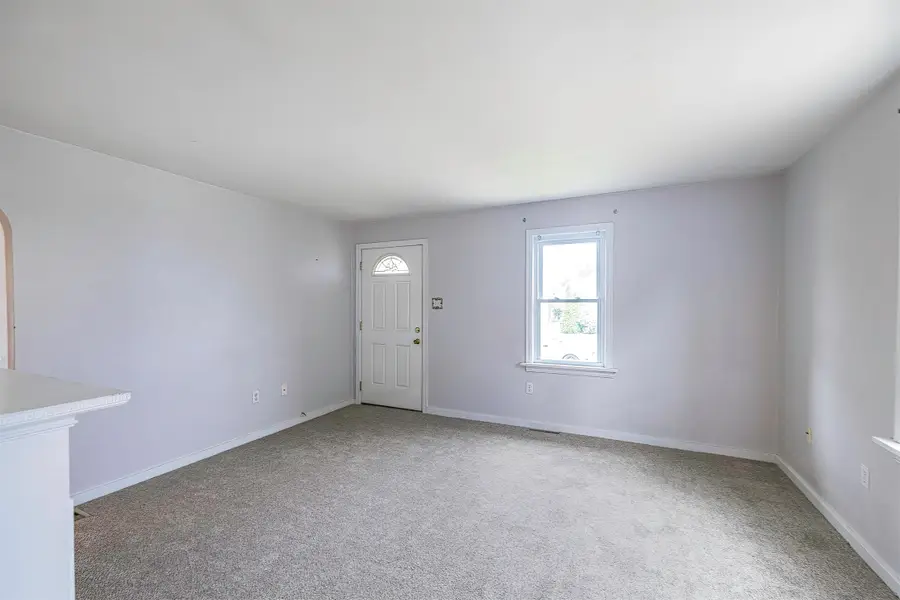 447 E 33rd Street, Erie, PA 16504 - #2