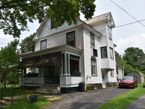 335 Euclid Avenue, Saegertown, PA 16433