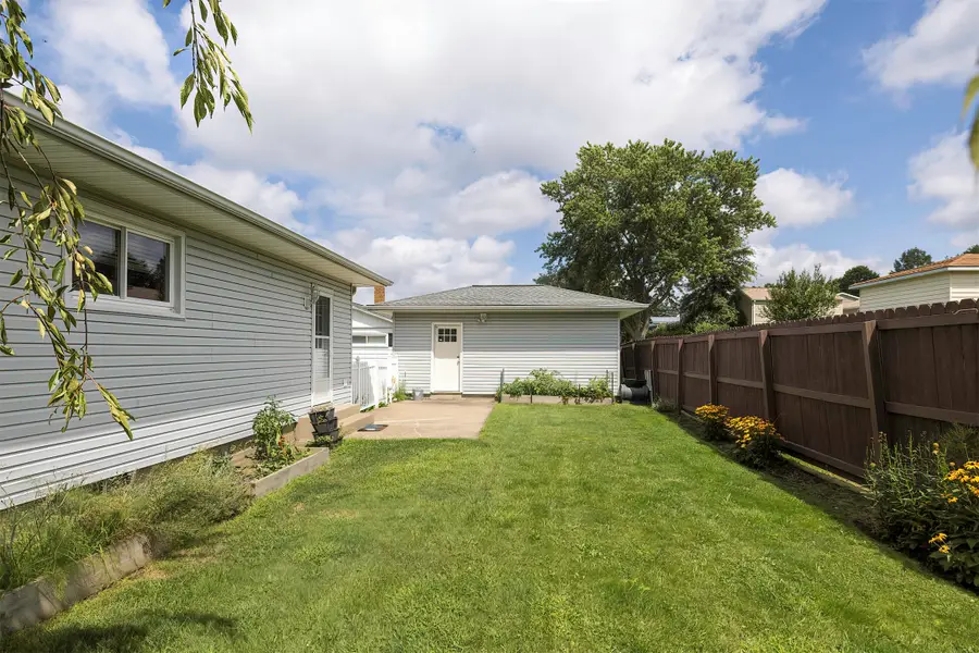 1725 W 40th Street, Erie, PA 16509 - #2